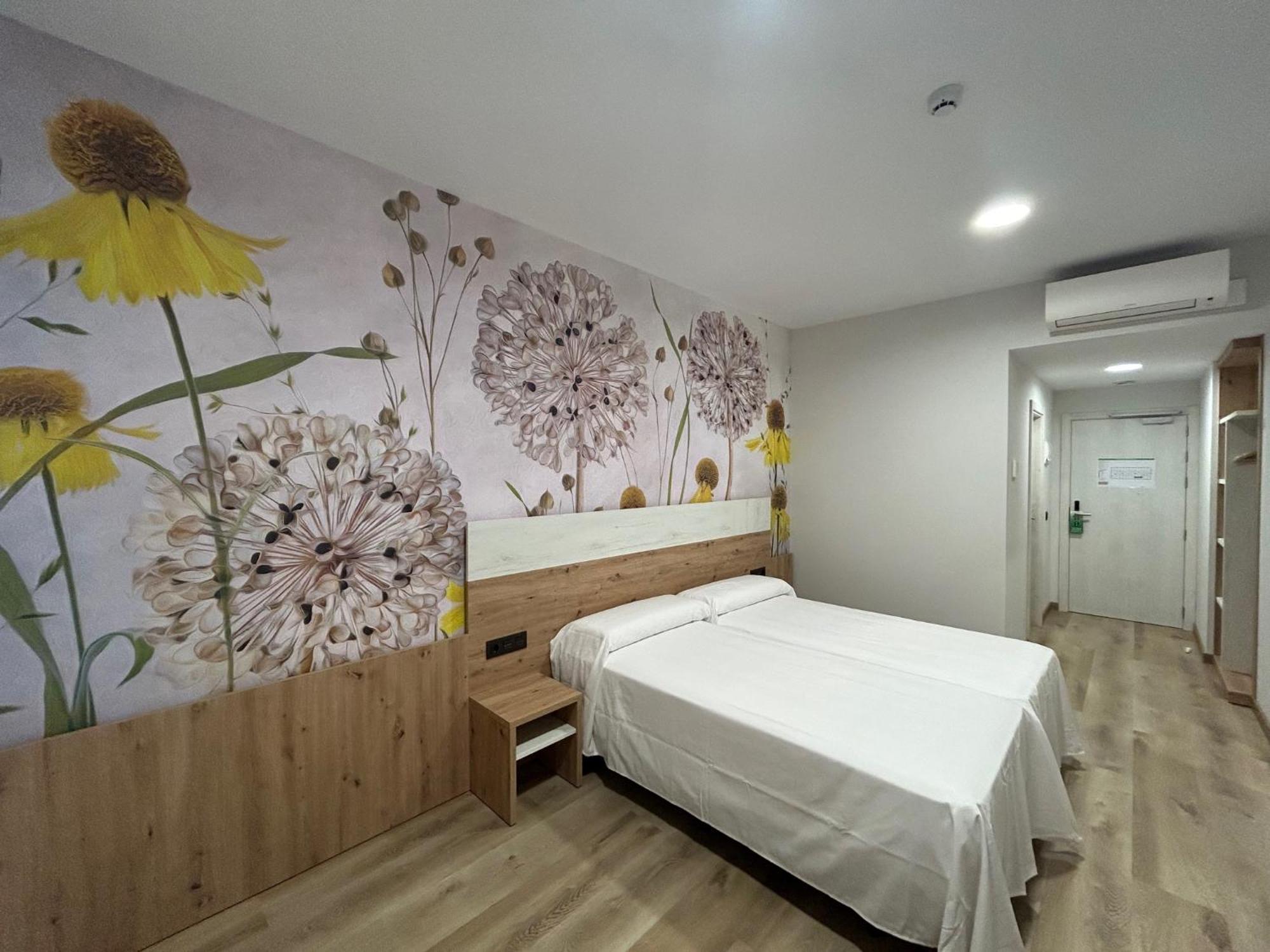 Hotel Javalambre La Puebla De Valverde Esterno foto